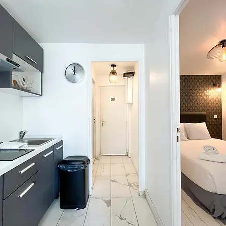 Appartamento 143 - Urban Charming Flat In Center Of *
